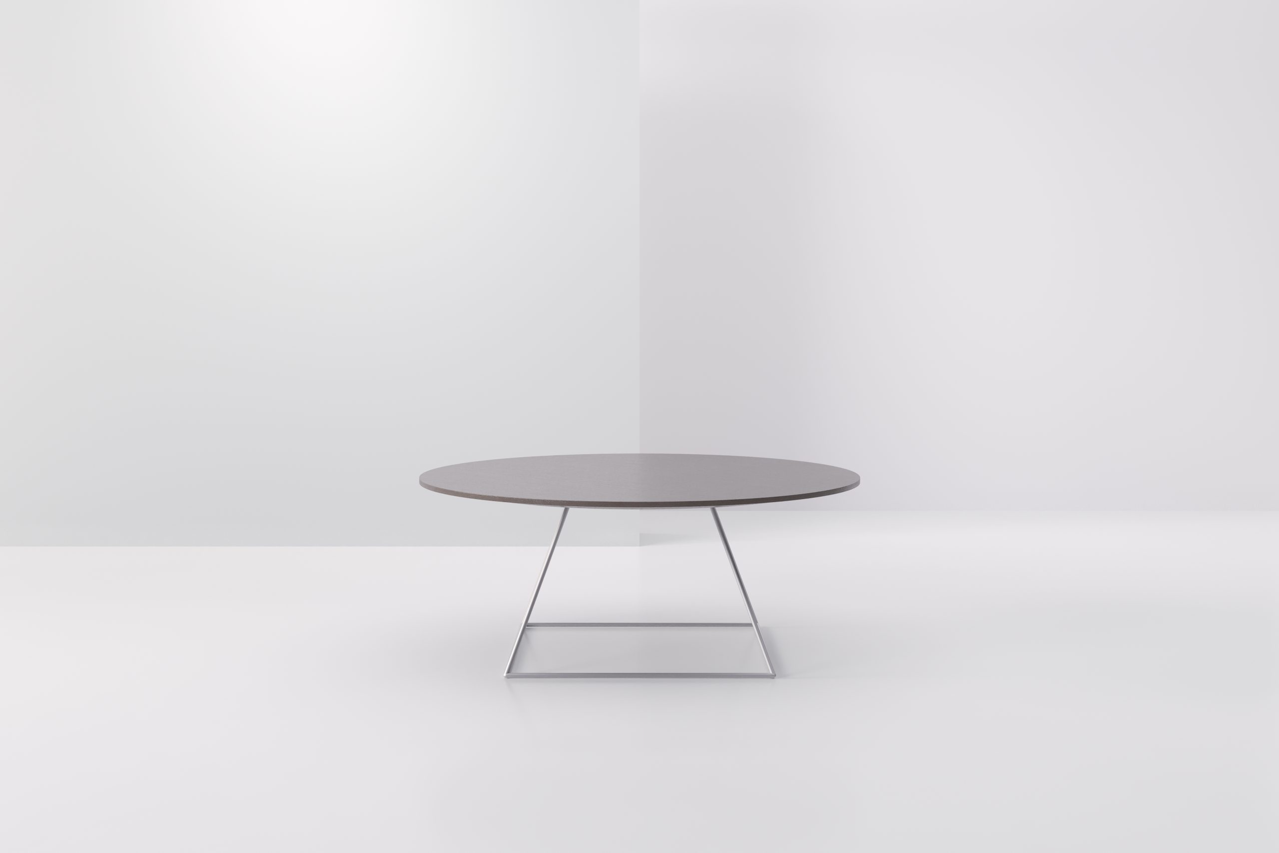 Dayton Large Round Cocktail Table Featured Product Image
